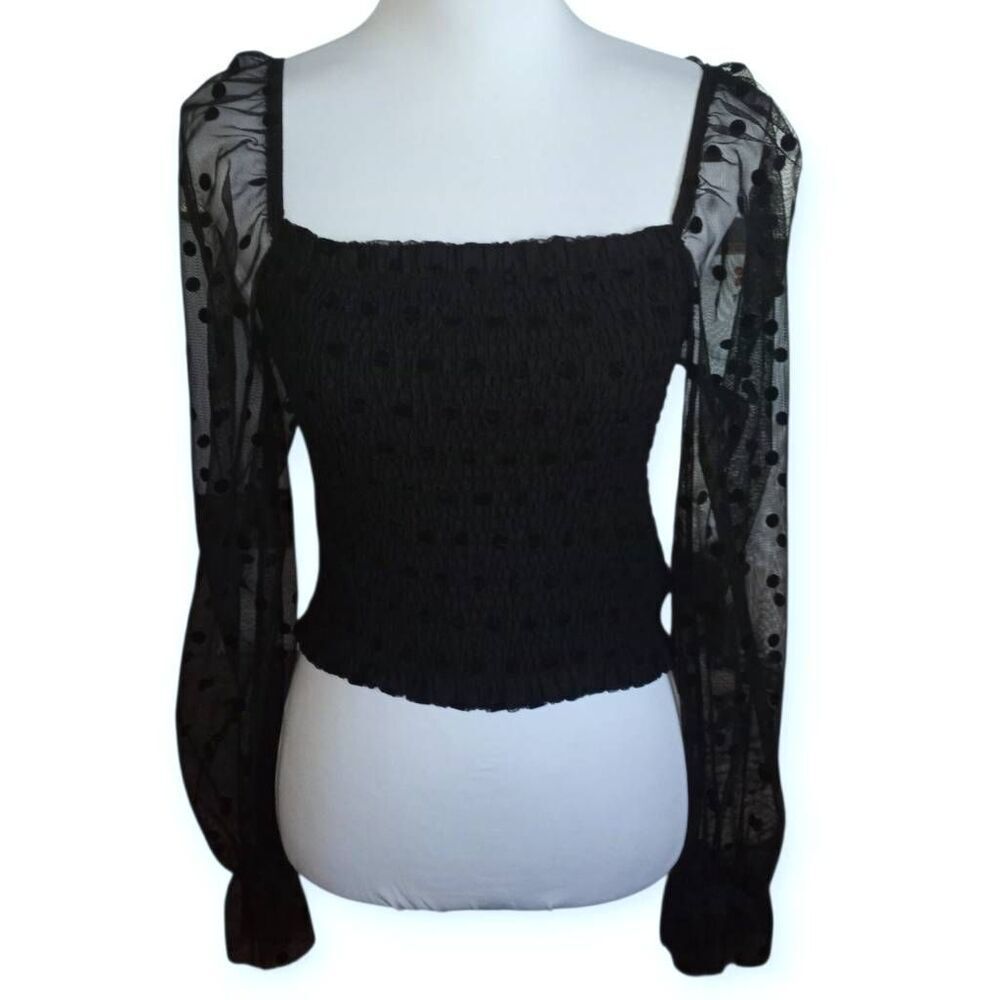 FOREVER 21 BLACK CROP SMOCKED MESH PUFF SLEEVE TOP SZ.M EUC